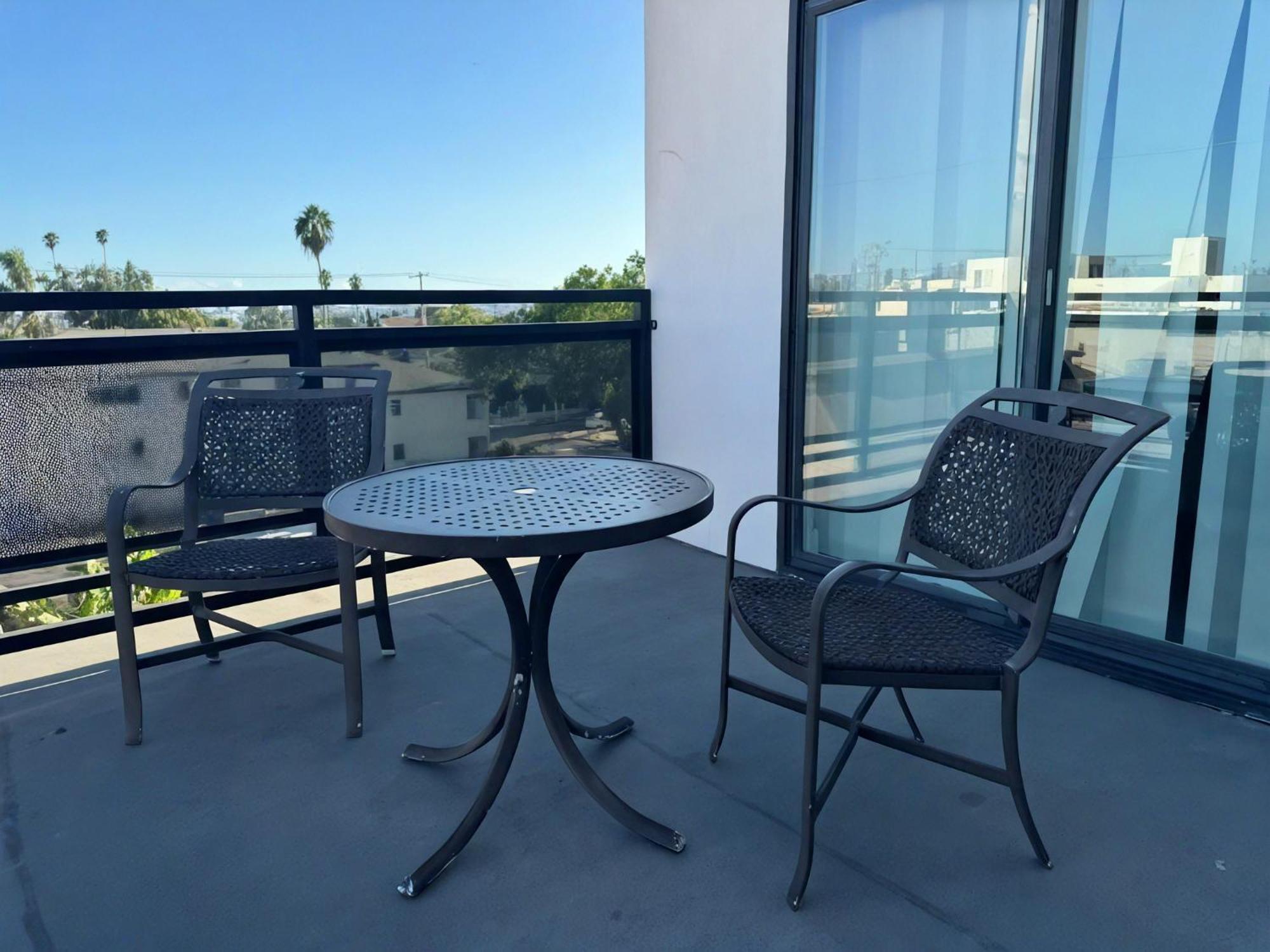 Stayspro - Hollywood Homes Minutes To Everything Spacious And Free Parking Los Angeles Exterior photo